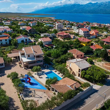 Villa Zlatni Dvori Zadarvillas *