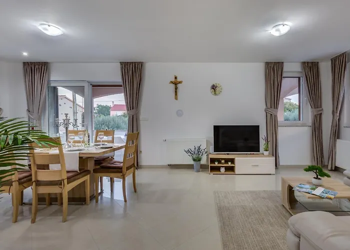 Villa Zlatni Dvori Zadarvillas *