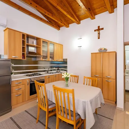 Villa Zlatni Dvori Zadarvillas