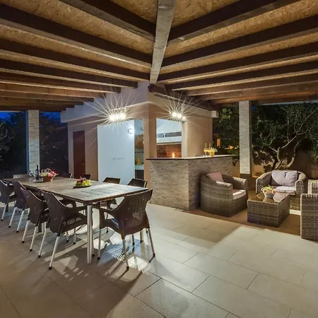Zlatni Dvori Zadarvillas